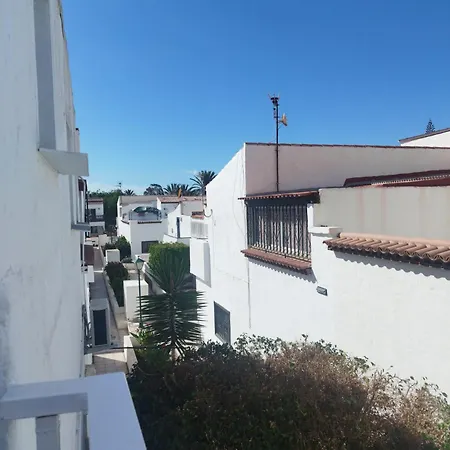 Casa De Maria Luisa * アロナ